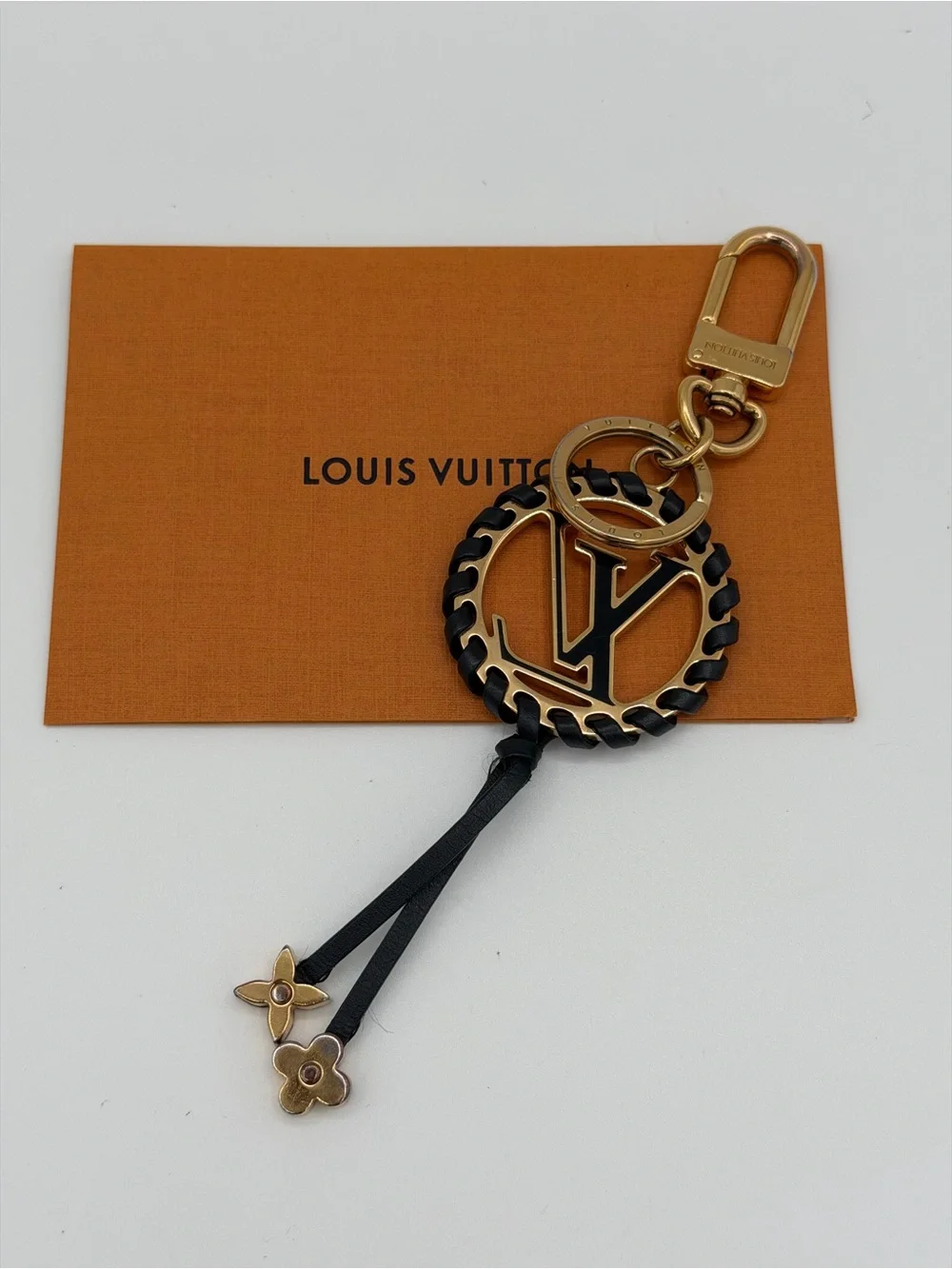 Louis Vuitton key charm Authentic 🔥